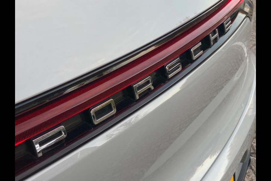 Porsche Macan 2.0 KRIJTGRIJS/SPORTDESIGN/PANO/BOSE/NAVI