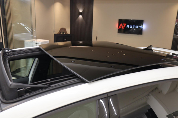 Volkswagen Golf 2.0 TSI GTI CLUBSPORT 45 JAHRE /PANO/AKRA/IQ-LIGHT/KEYLES/VOLL