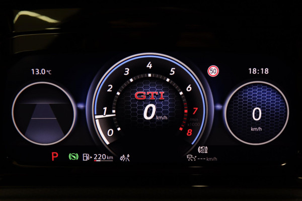 Volkswagen Golf 2.0 TSI GTI CLUBSPORT 45 JAHRE /PANO/AKRA/IQ-LIGHT/KEYLES/VOLL