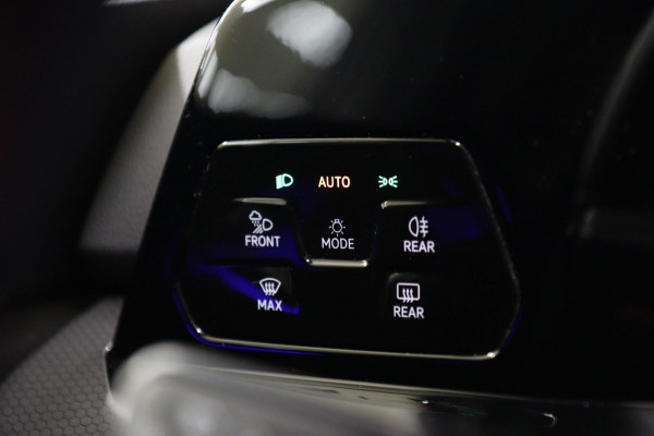 Volkswagen Golf 2.0 TSI GTI CLUBSPORT 45 JAHRE /PANO/AKRA/IQ-LIGHT/KEYLES/VOLL