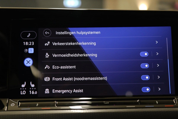 Volkswagen Golf 2.0 TSI GTI CLUBSPORT 45 JAHRE /PANO/AKRA/IQ-LIGHT/KEYLES/VOLL