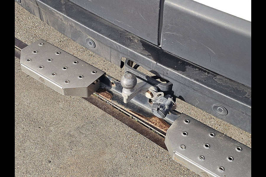 Renault Master T35 2.3 dCi 135 L2H2 airco, camera, trekhaak, opstap, 96 dkm.