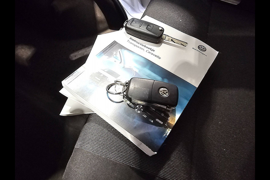 Volkswagen Transporter 2.0 TDI L2H1 DC ac EURO6 1ste eigenaar org Holland