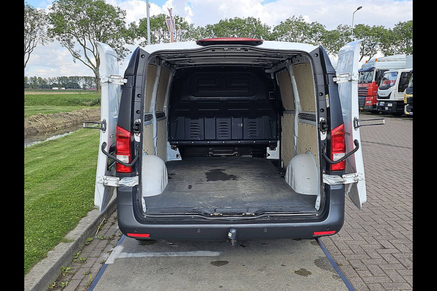 Mercedes-Benz Vito 114 CDI L3 Automaat Navi 270Gr-Deuren 2.5T-Trekhaak PDC Distronic 3-Zits Stoelverwarming!