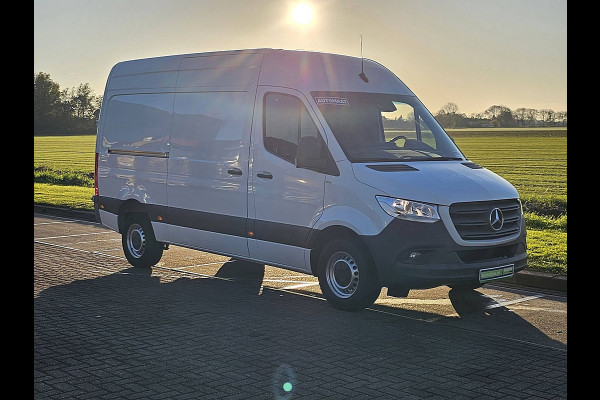 Mercedes-Benz Sprinter 314 2.2 CDI L2H2 EURO VI-D RWD Mbux + Navi Automaat Trekhaak Camera 143Pk Euro6 1e Eigenaar Oh-Historie!