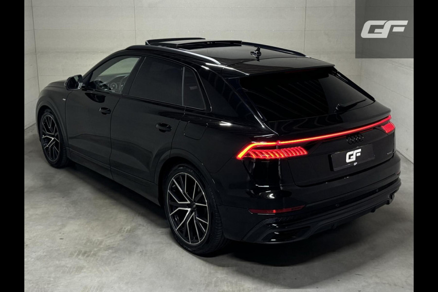 Audi Q8 55 TFSI e Quattro Competition S-Line Pano RS-Seats Sfeer Luchtver. B&O 360º