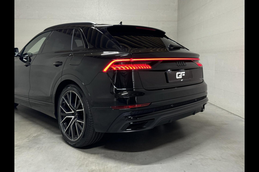 Audi Q8 55 TFSI e Quattro Competition S-Line Pano RS-Seats Sfeer Luchtver. B&O 360º