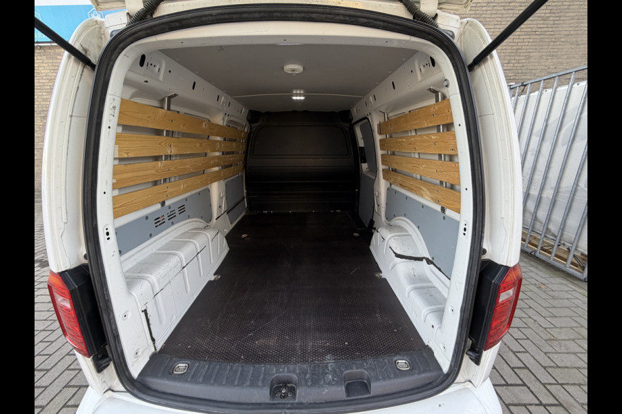 Volkswagen Caddy 2.0 TDI 102PK L2H1 Euro 6 Maxi Exclusive Edition Automaat/CarPlay/cruise control/trekhaak