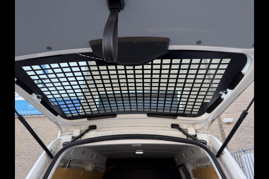 Volkswagen Caddy 2.0 TDI 102PK L2H1 Euro 6 Maxi Exclusive Edition Automaat/CarPlay/cruise control/trekhaak