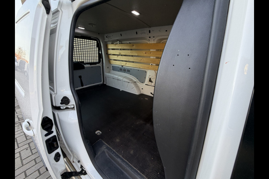 Volkswagen Caddy 2.0 TDI 102PK L2H1 Euro 6 Maxi Exclusive Edition Automaat/CarPlay/cruise control/trekhaak