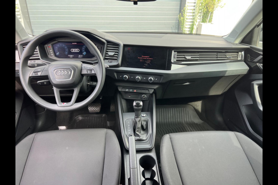 Audi A1 Sportback 30 TFSI S-Line | Automaat | Carplay | PDC