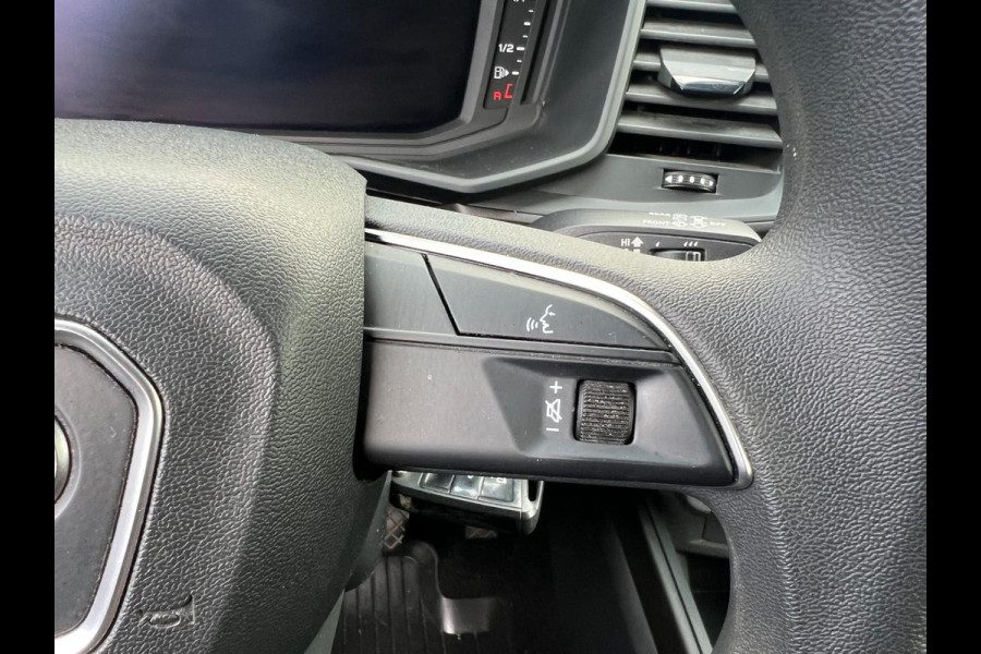 Audi A1 Sportback 30 TFSI S-Line | Automaat | Carplay | PDC