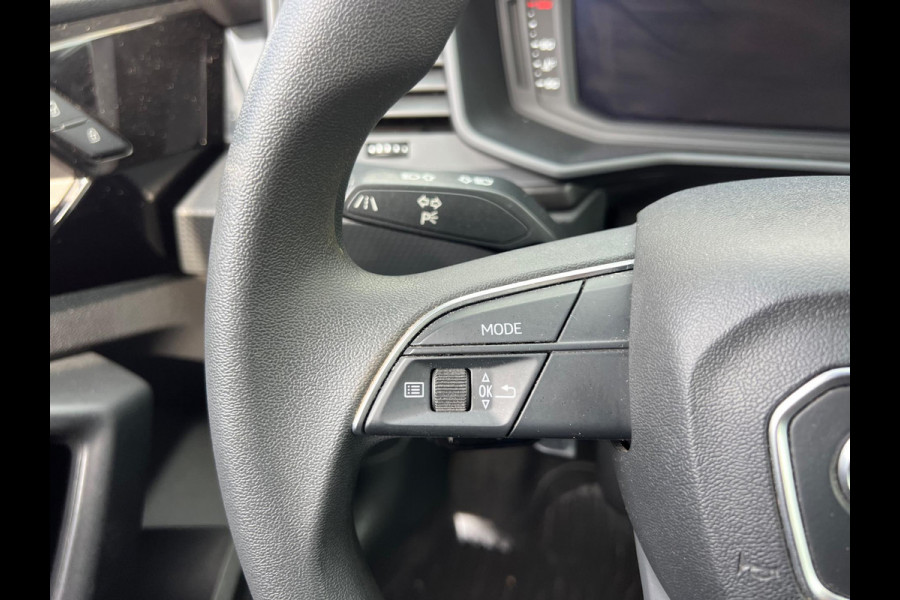 Audi A1 Sportback 30 TFSI S-Line | Automaat | Carplay | PDC