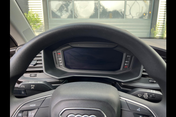 Audi A1 Sportback 30 TFSI S-Line | Automaat | Carplay | PDC
