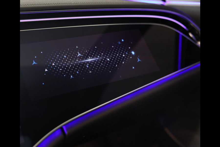 Mercedes-Benz E-Klasse Estate 300 e AMG Line / HYPERSCREEN / Acc / Lane Assist / Dode Hoek / Head Up / 360 Camera / Leder / Pano