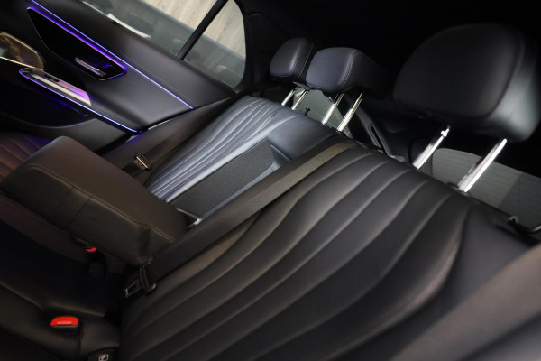 Mercedes-Benz E-Klasse Estate 300 e AMG Line / HYPERSCREEN / Acc / Lane Assist / Dode Hoek / Head Up / 360 Camera / Leder / Pano