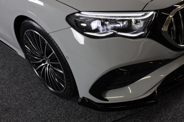 Mercedes-Benz E-Klasse Estate 300 e AMG Line / HYPERSCREEN / Acc / Lane Assist / Dode Hoek / Head Up / 360 Camera / Leder / Pano