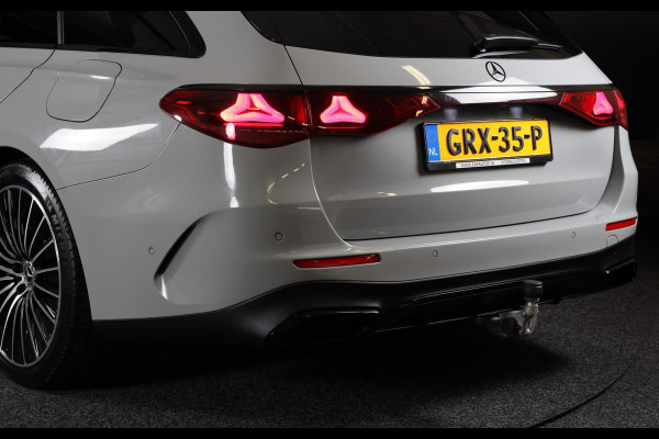 Mercedes-Benz E-Klasse Estate 300 e AMG Line / HYPERSCREEN / Acc / Lane Assist / Dode Hoek / Head Up / 360 Camera / Leder / Pano