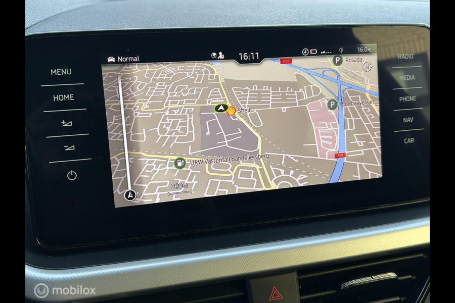Škoda Kamiq 1.0 TSI Ambition FM Navigatie / carplay / 17" / clima / chroom / 61.694 KM!!