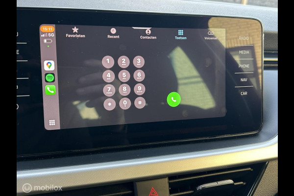Škoda Kamiq 1.0 TSI Ambition FM Navigatie / carplay / 17" / clima / chroom / 61.694 KM!!