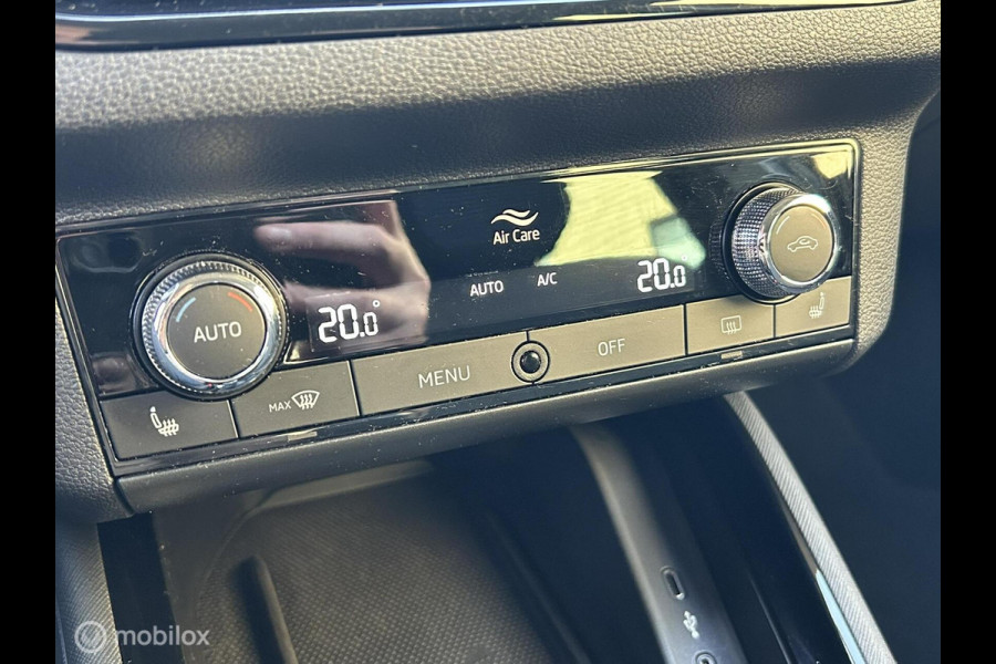 Škoda Kamiq 1.0 TSI Ambition FM Navigatie / carplay / 17" / clima / chroom / 61.694 KM!!