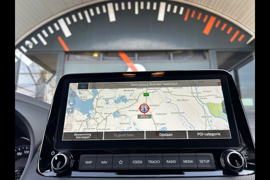 Hyundai Kona 1.6 GDI HEV Premium Trekh Leer Head Up Rijklaarprijs incl. onderhoudsbeurt / 4 nw banden