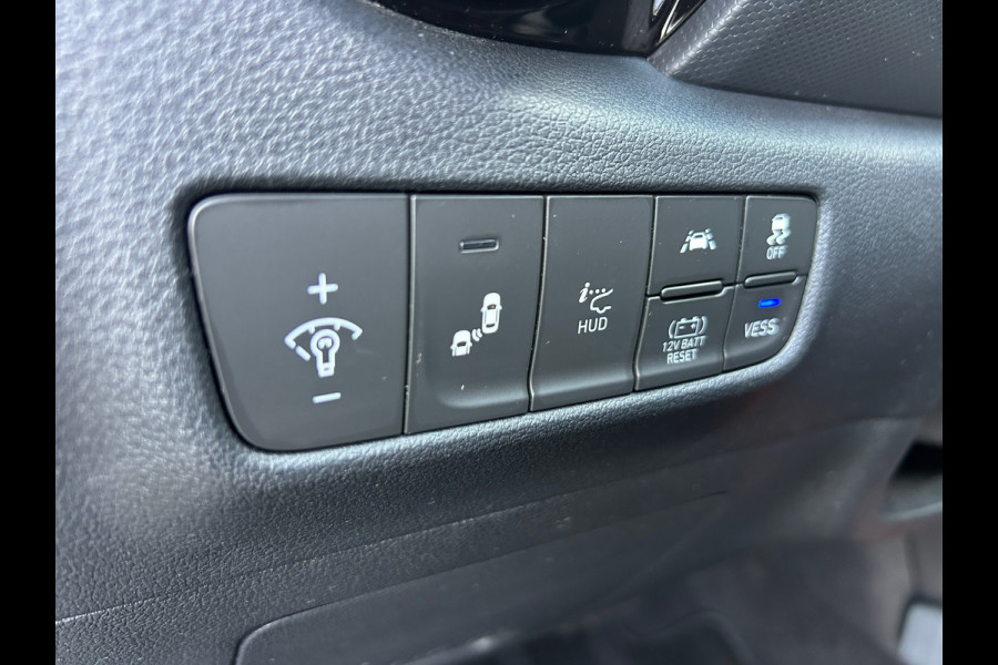 Hyundai Kona 1.6 GDI HEV Premium Trekh Leer Head Up Rijklaarprijs incl. onderhoudsbeurt / 4 nw banden