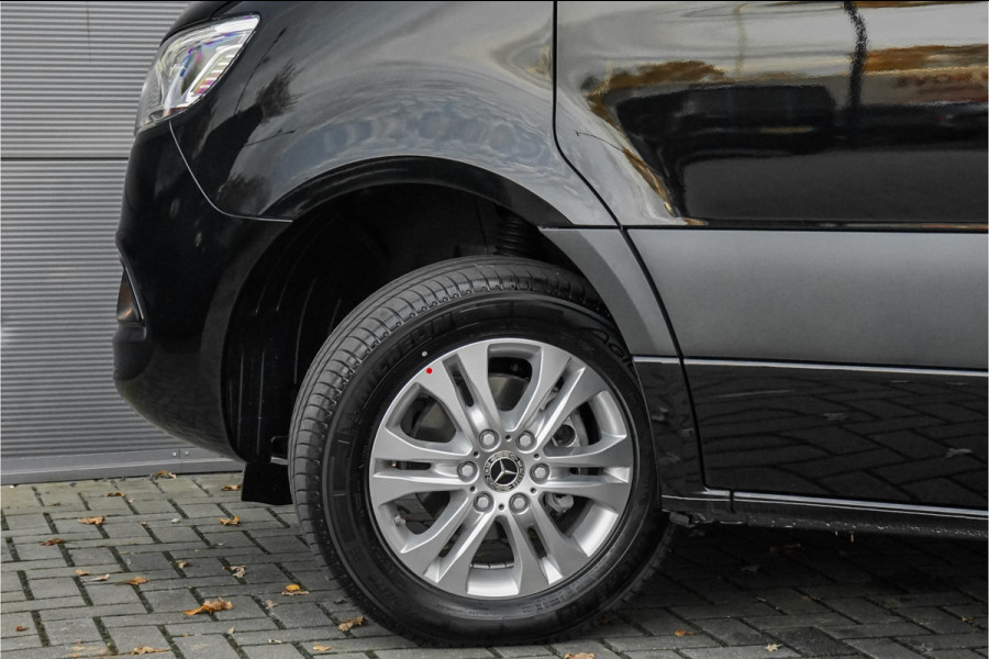 Mercedes-Benz Sprinter 319 1.9 CDI L2H2 RWD BPM Vrij Distronic Camera LED Navi Trekhaak 3.5T