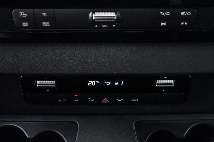 Mercedes-Benz Sprinter 319 1.9 CDI L2H2 RWD BPM Vrij Distronic Camera LED Navi Trekhaak 3.5T