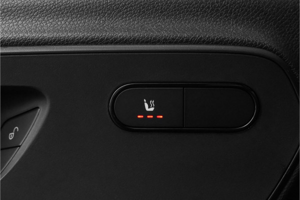 Mercedes-Benz Sprinter 319 1.9 CDI L2H2 RWD BPM Vrij Distronic Camera LED Navi Trekhaak 3.5T