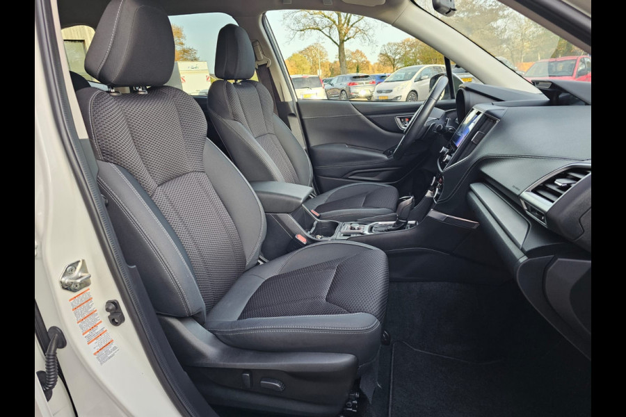 Subaru Forester 2.0i e-BOXER Luxury | Automaat | Trekhaak | Elek. klep | X Mode | ACC | Stoelverwarming |