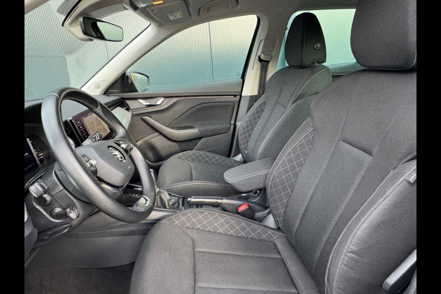 Škoda Kamiq 1.0 TSI Automaat Ambition * Trekhaak * Navigatie * Camera * Adaptieve Cruise Control *