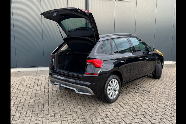 Škoda Kamiq 1.0 TSI Automaat Ambition * Trekhaak * Navigatie * Camera * Adaptieve Cruise Control *
