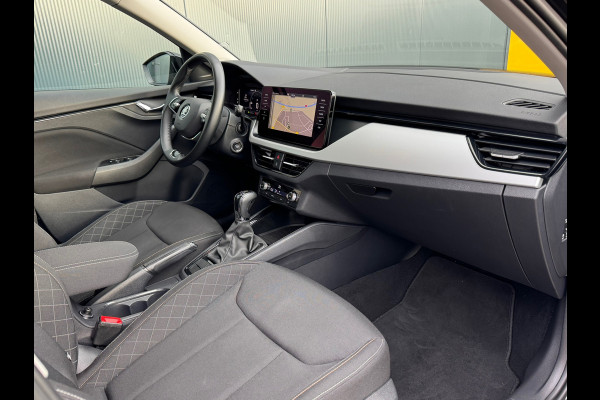 Škoda Kamiq 1.0 TSI Automaat Ambition * Trekhaak * Navigatie * Camera * Adaptieve Cruise Control *