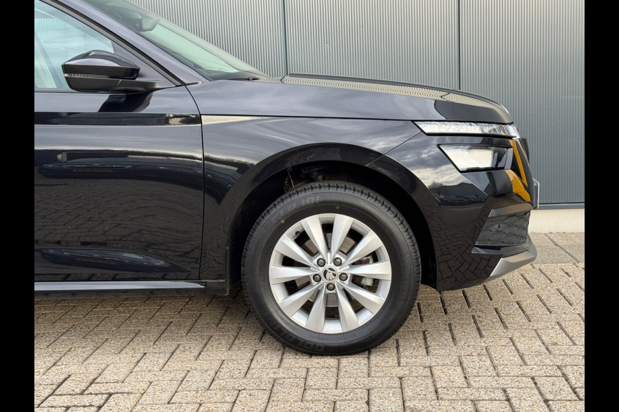Škoda Kamiq 1.0 TSI Automaat Ambition * Trekhaak * Navigatie * Camera * Adaptieve Cruise Control *