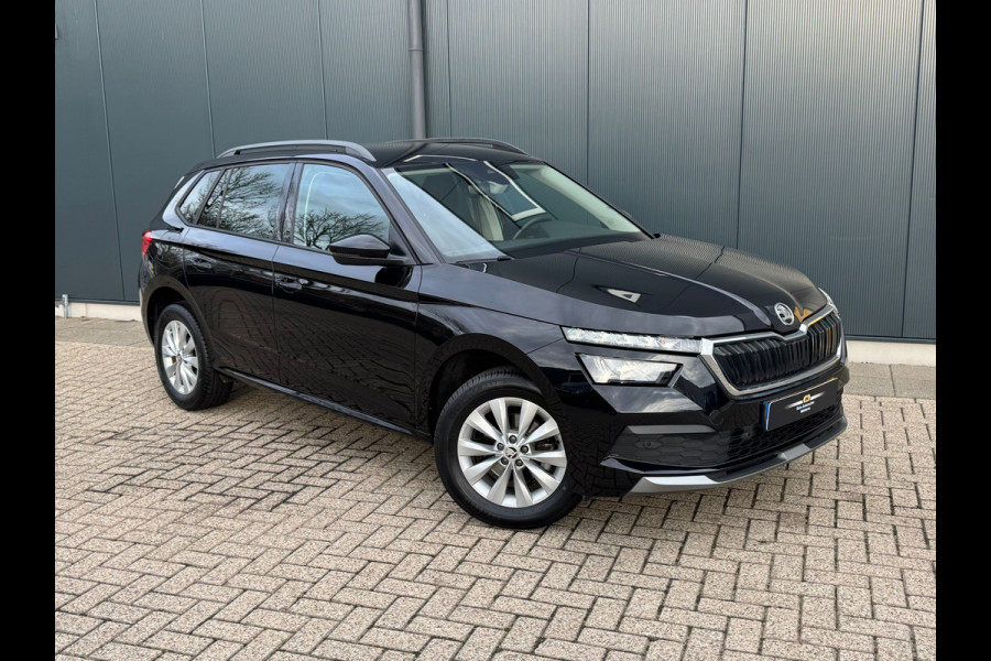 Škoda Kamiq 1.0 TSI Automaat Ambition * Trekhaak * Navigatie * Camera * Adaptieve Cruise Control *