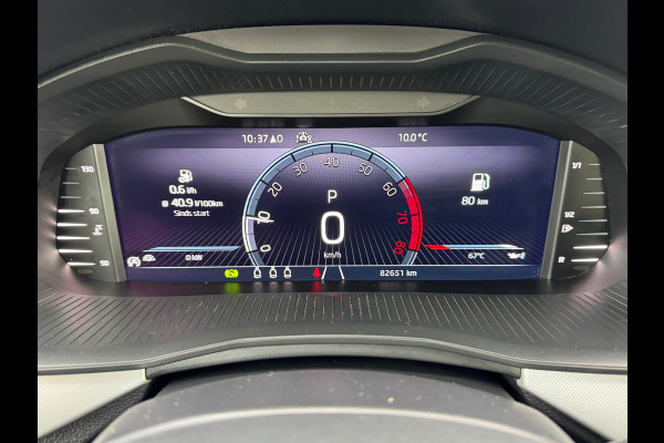 Škoda Kamiq 1.0 TSI Automaat Ambition * Trekhaak * Navigatie * Camera * Adaptieve Cruise Control *