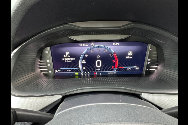 Škoda Kamiq 1.0 TSI Automaat Ambition * Trekhaak * Navigatie * Camera * Adaptieve Cruise Control *
