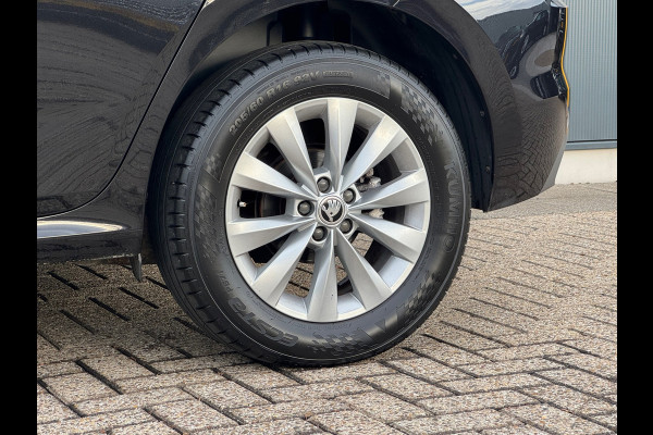 Škoda Kamiq 1.0 TSI Automaat Ambition * Trekhaak * Navigatie * Camera * Adaptieve Cruise Control *