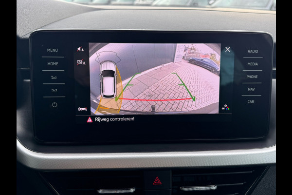 Škoda Kamiq 1.0 TSI Automaat Ambition * Trekhaak * Navigatie * Camera * Adaptieve Cruise Control *