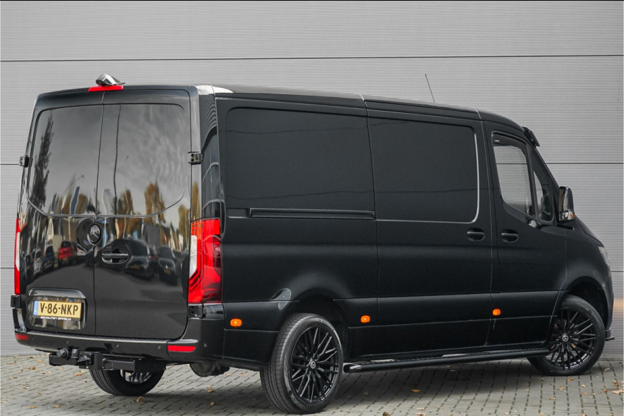 Mercedes-Benz Sprinter 319 1.9 CDI L2H1 BPM Vrij Black Pack Vol 20" Distronic Camera Trekhaak 3.5T