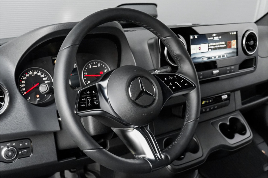 Mercedes-Benz Sprinter 319 1.9 CDI L2H1 BPM Vrij Black Pack Vol 20" Distronic Camera Trekhaak 3.5T