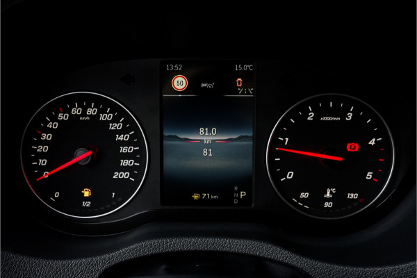 Mercedes-Benz Sprinter 319 1.9 CDI L2H1 BPM Vrij Black Pack Vol 20" Distronic Camera Trekhaak 3.5T