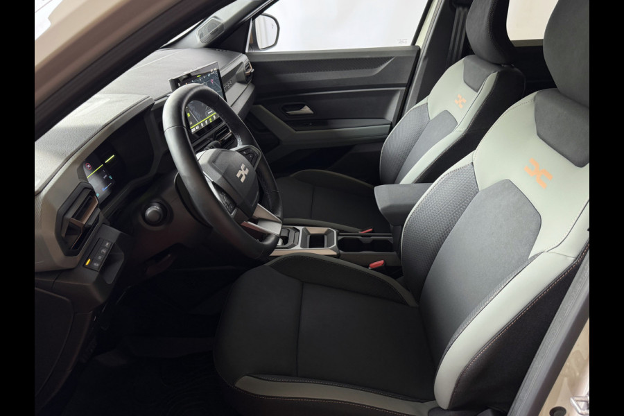 Dacia Duster 1.6 HYBRID EXTREME SANDSTONE CAMERA CARLAY NAVI STOEL/STUUR/RUIT VERW. LED PDC