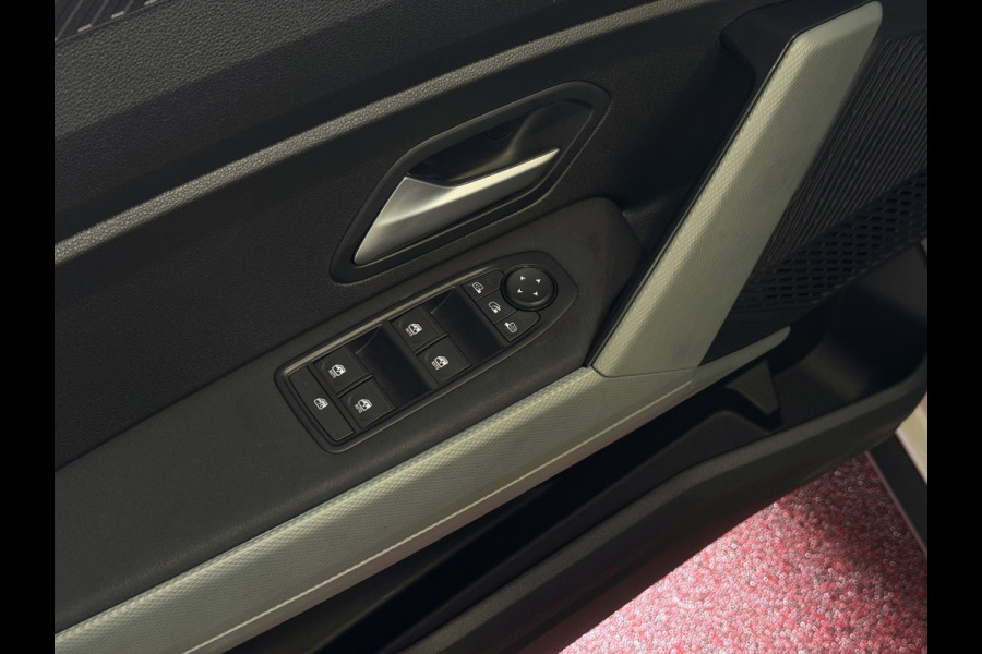 Dacia Duster 1.6 HYBRID EXTREME SANDSTONE CAMERA CARLAY NAVI STOEL/STUUR/RUIT VERW. LED PDC