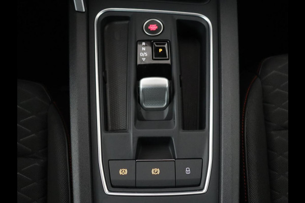 Seat Leon 1.5 eTSI FR Launch Edition | Stoelverwarming | Carplay | Adaptive cruise | Dynamic Chassis Control | Keyless | Sfeerverlichting | Stuurverwarming | Navigatie | Parkeerhulp