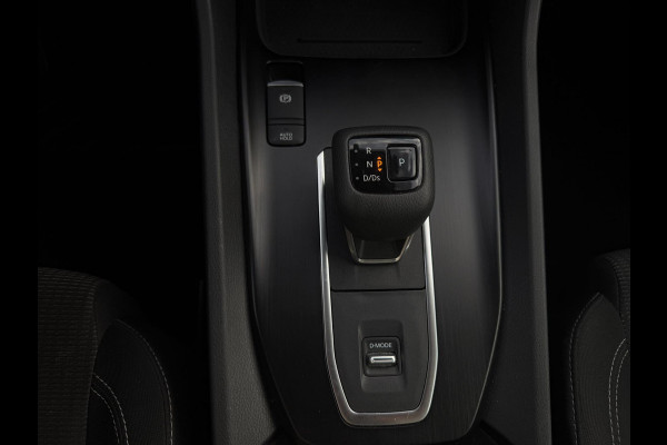 Nissan QASHQAI 1.3 MHEV X-tronic Business Navi Cruise 158 PK 360° Cam Keyless Entry Led Climate Pdc Apple Carplay Android Auto