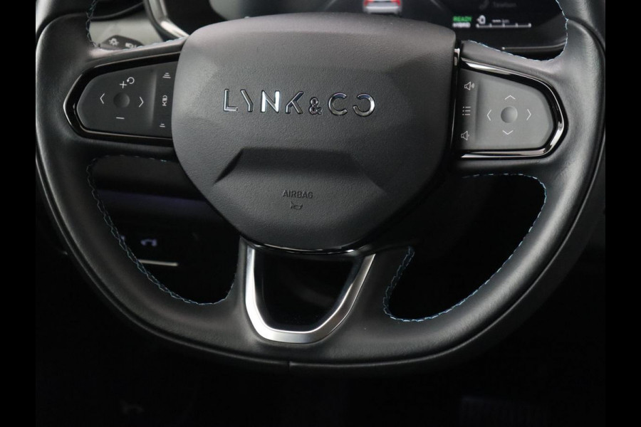 Lynk & Co 01 1.5 Plug In | Panoramadak | Infinity by Harman | Camera | Adaptive cruise | Stoelverwarming | Carplay | Memory | Full LED | PHEV