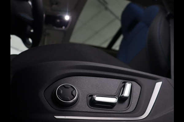 Lynk & Co 01 1.5 Plug In | Panoramadak | Infinity by Harman | Camera | Adaptive cruise | Stoelverwarming | Carplay | Memory | Full LED | PHEV