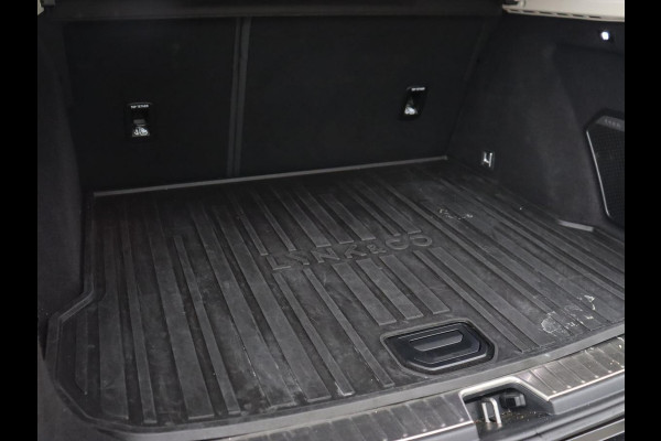 Lynk & Co 01 1.5 Plug In | Panoramadak | Infinity by Harman | Camera | Adaptive cruise | Stoelverwarming | Carplay | Memory | Full LED | PHEV